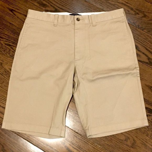J. CREW Mercantile Flex Flat Front Khaki Shorts 32 - Picture 7 of 13